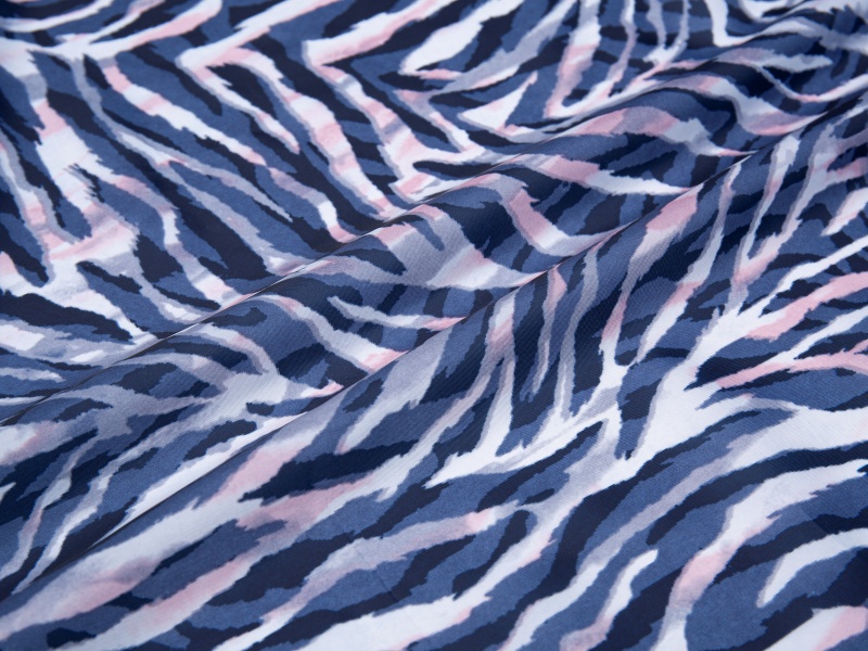 Wykazana na równinująca tkanin